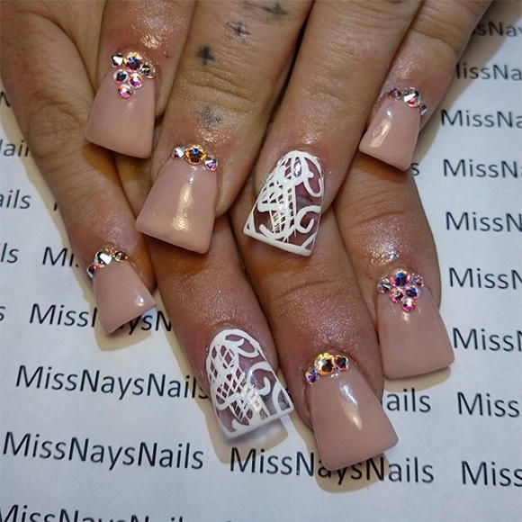 nail hình chân vịt 0