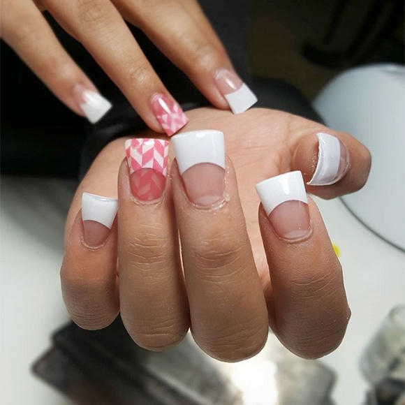 nail hình chân vịt 2