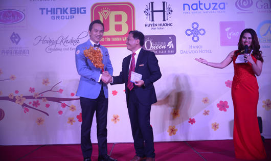 Báo PLVN: Nồng ấm Thanks Party 2016