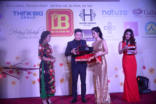 Báo PLVN: Nồng ấm Thanks Party 2016
