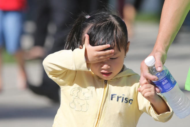 Các gia đình đổ đến công viên vui Tết Dương lịch