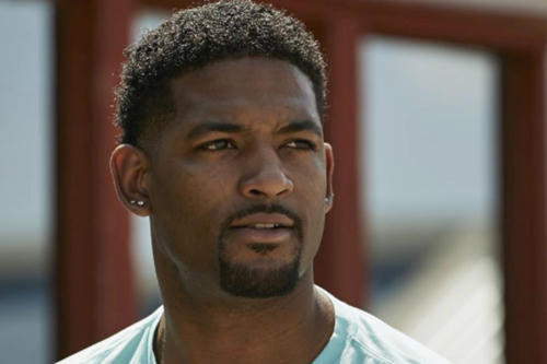 Diễn viên Hollywood gây sốc khi phát trực tiếp cảnh tự tử bằng súng Dien vien Hollywood gay soc khi phat truc tiep canh tu tu bang sung