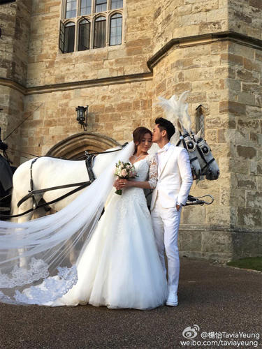 nhung-sao-nu-hoa-ngu-lai-may-bay-2