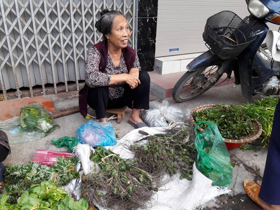 Độc đáo phiên chợ Gà ở Hà Nội