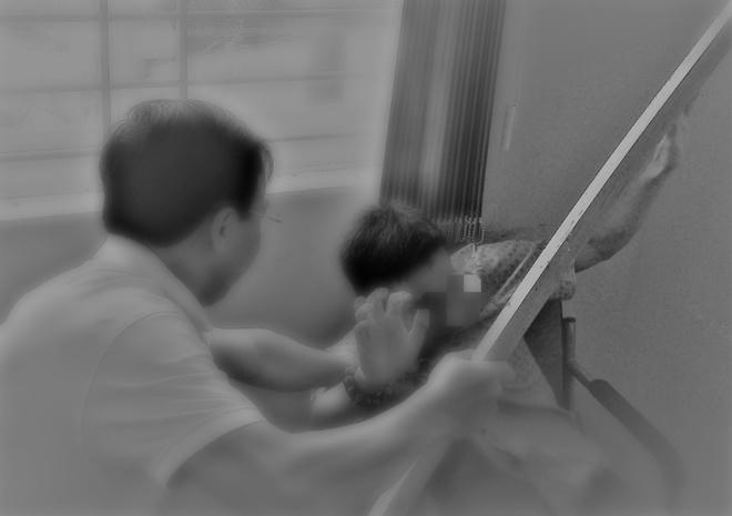 Vợ 'ngủ' với người làm công, chồng thành kẻ giết người