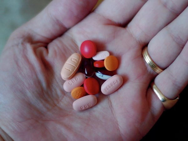 Sắp sản xuất hàng loạt thuốc điều trị được mọi loại ung thư - ảnh 1