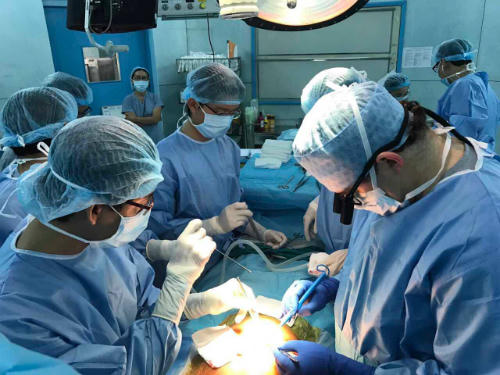 nua-la-gan-cua-nguoi-me-hien-cuu-con-trai-10-tuoi