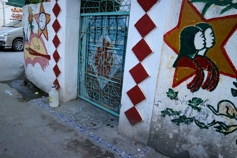 Làng bích báo, bích họa, độc nhất, độc dáo Làng bích báo, bích họa, độc nhất, độc dáo