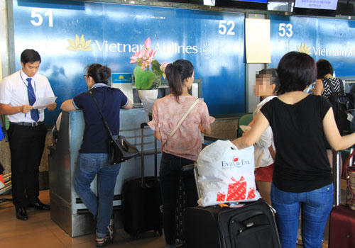 nhung-quy-tac-vang-ung-xu-tai-san-bay-de-tranh-bi-toi-pham-loi-dung