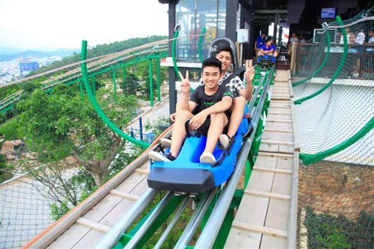 Đến Sun World Halong Complex, khám phá ngọn đồi chong chóng đẹp như mơ