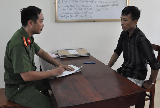 Bé trai 3 tuổi bị người tình của mẹ bắt cóc tống tiền 100 triệu