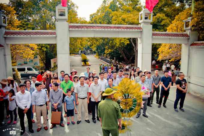 Tại di tích ngã 3 Đồng Lộc, đoàn đã được lắng nghe về lịch sử hào hùng của những chiến sỹ nơi đây.