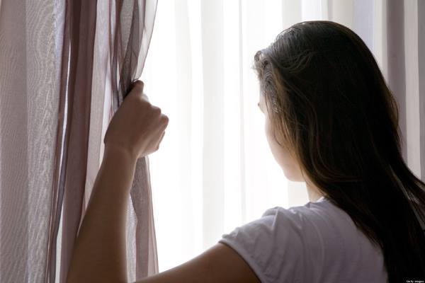 người giúp việc, chủ nhà,hé lộ