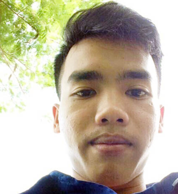 Dùng ảnh nóng tống tiền bạn gái