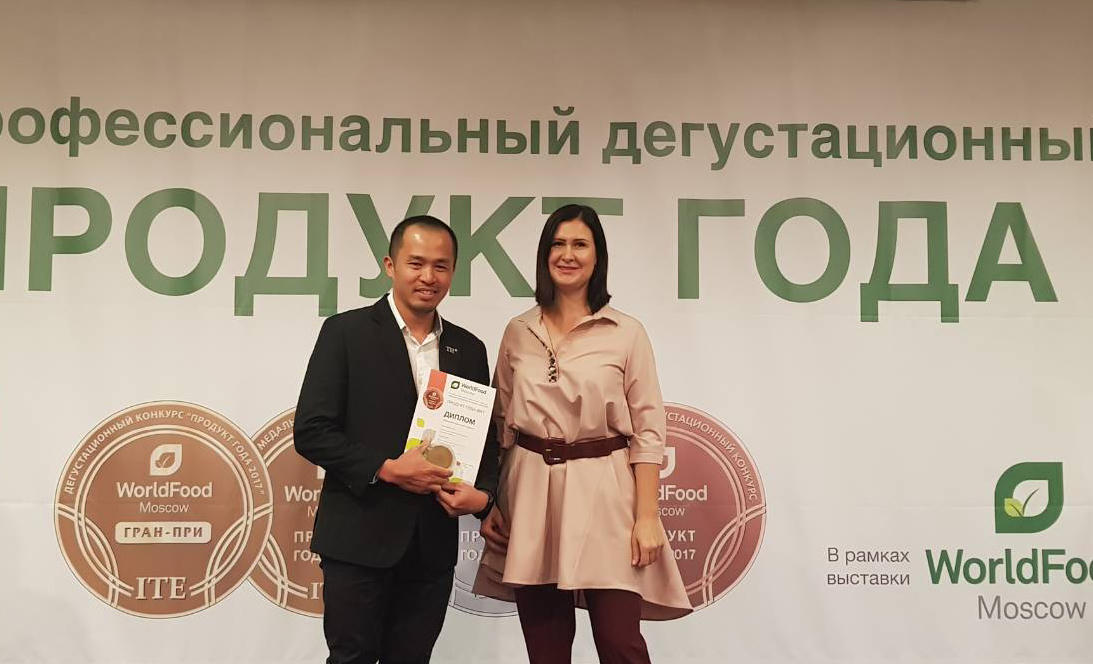 “Ghi điểm” với chuyên gia quốc tế, TH true Herbal đạt giải Vàng tại World Food Moscow 2017