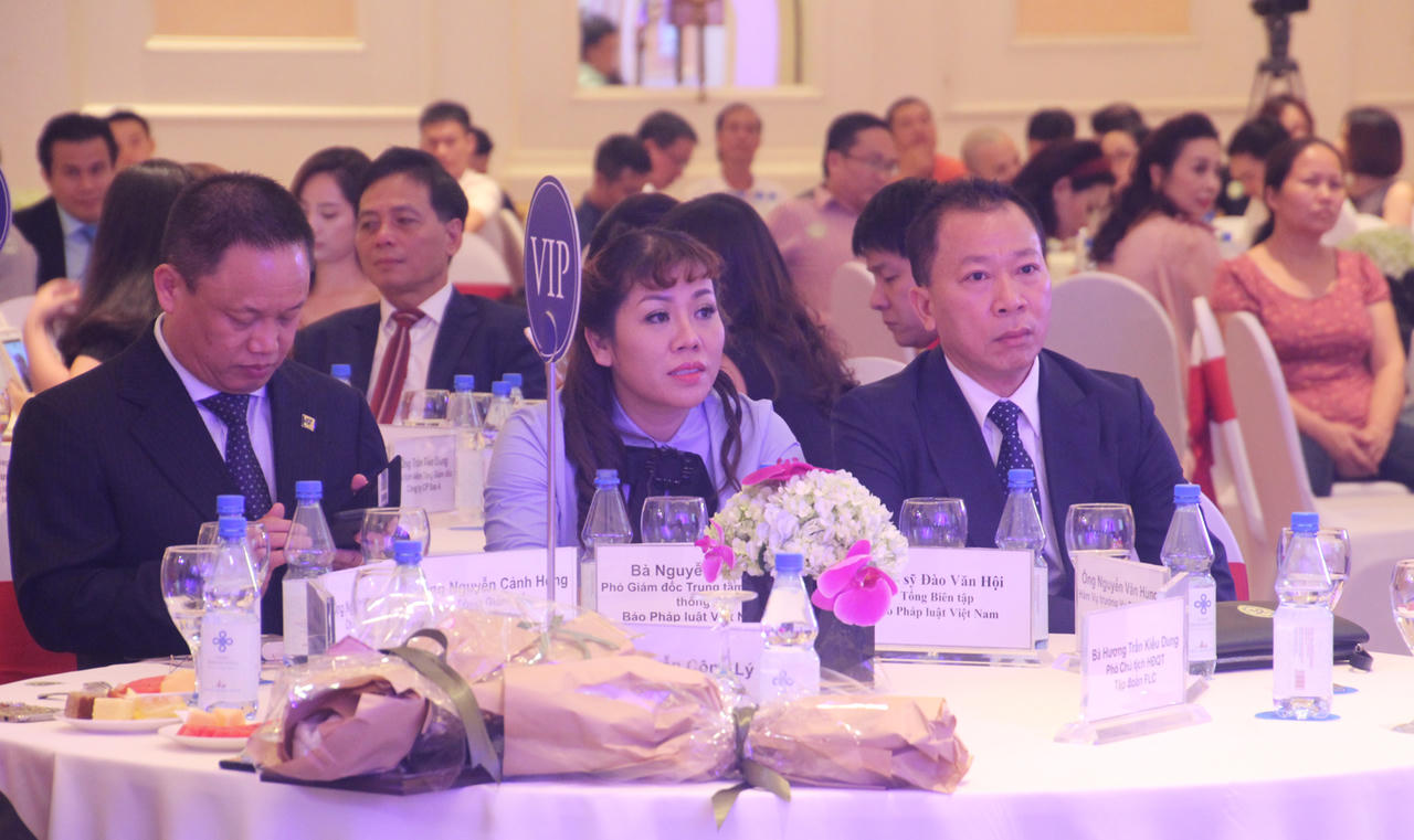 Lễ trao giải Cuộc thi 'Thượng tôn pháp luật, phát triển bền vững'