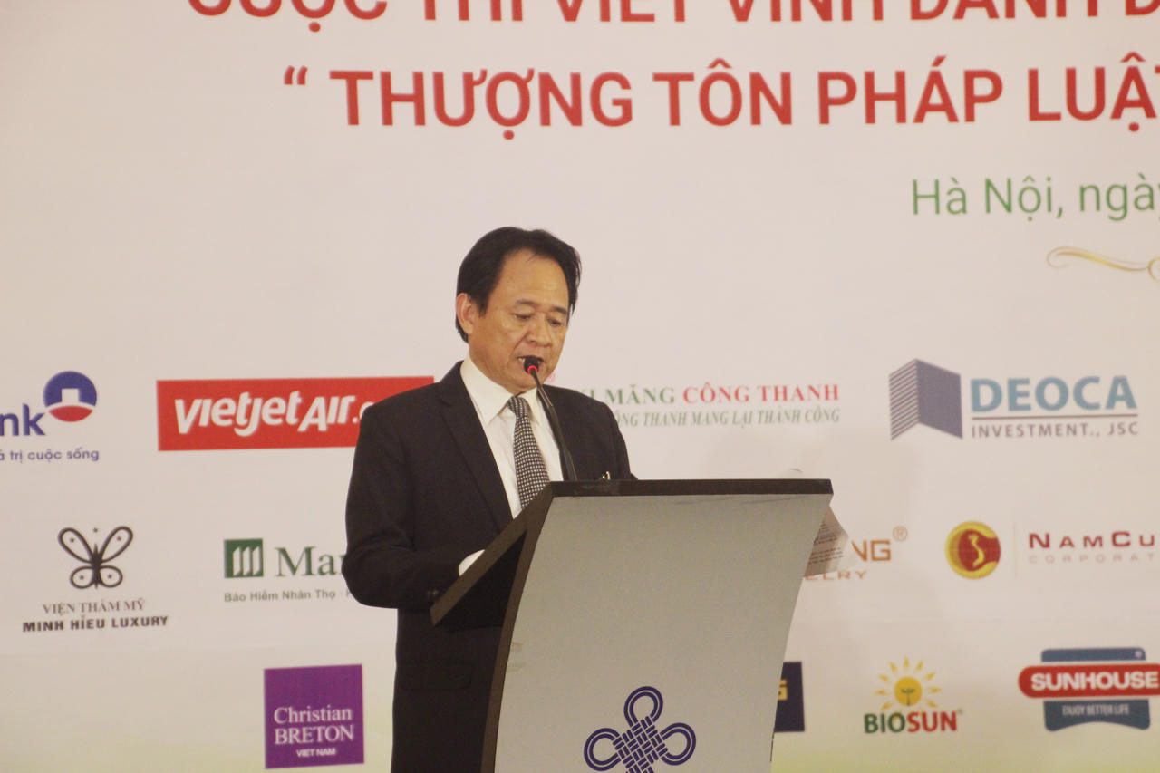 Lễ trao giải Cuộc thi 'Thượng tôn pháp luật, phát triển bền vững'