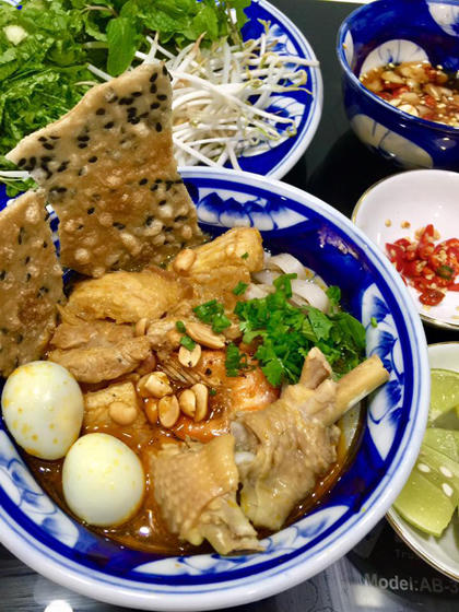 cach-lam-mon-my-quang-va-my-quang-tron-1