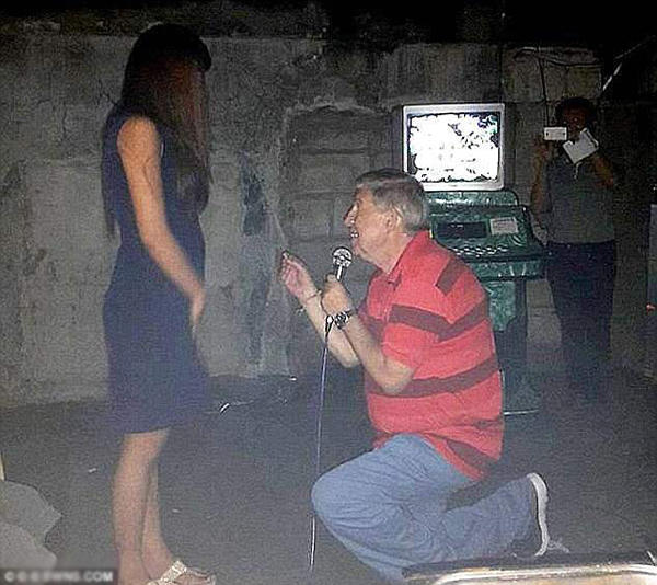 nguoi-dan-ong-ket-hon-nhieu-lan-nhat-nuoc-anh-bi-vo-thu-chin-da-1