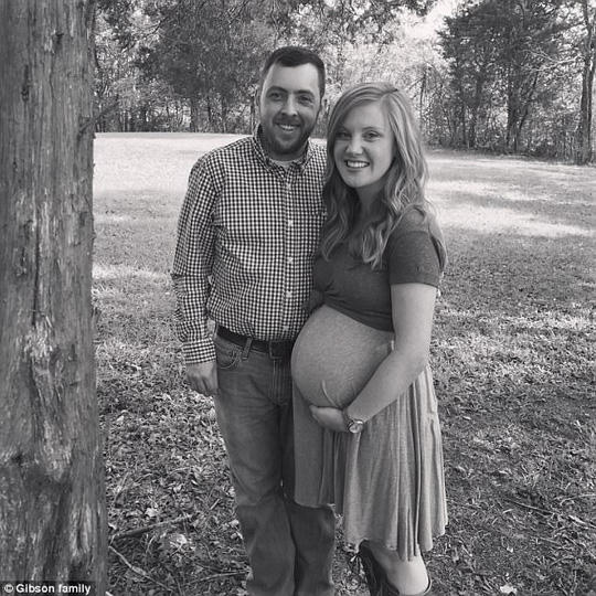 Bé gái chào đời 24 năm sau khi được thụ thai - Ảnh 3.