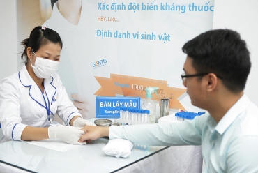 Nhiều người chỉ biết mình mắc bệnh đặc biệt khi đi xét nghiệm. Ảnh minh họa: Gentis.