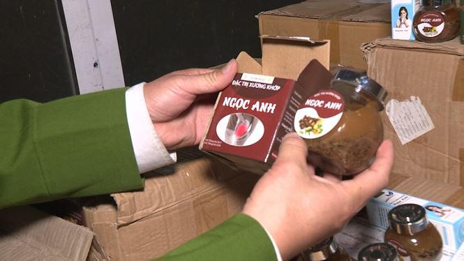 Thu giữ gần 10.000 sản phẩm thuốc đông y không đảm bảo - ảnh 2