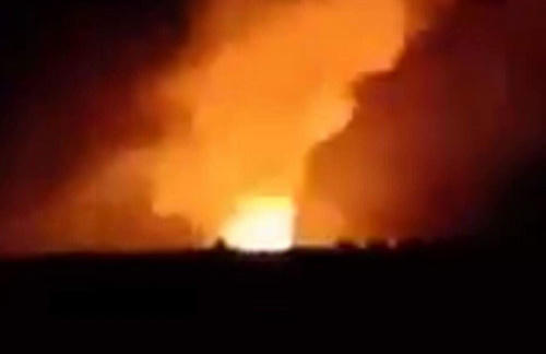 Hình ảnh vụ nổ cắt từ video do người dân quay lại.