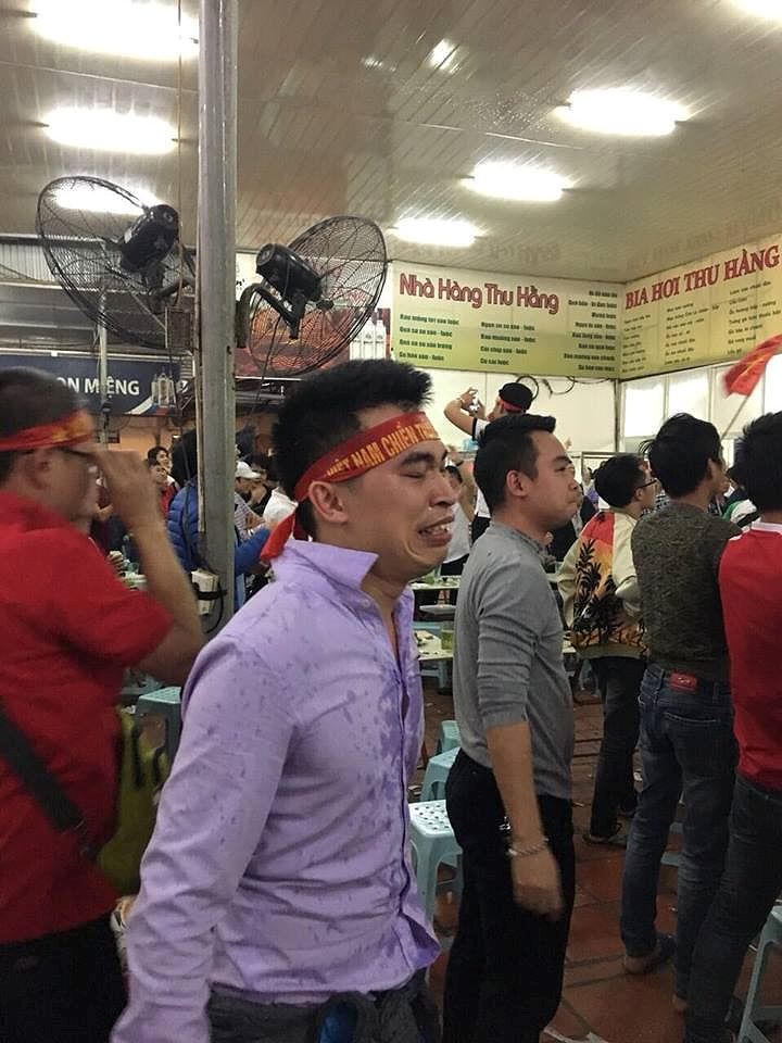 3 miền Bắc - Trung - Nam vỡ òa hạnh phúc, chúc mừng chiến thắng của U23 Việt Nam