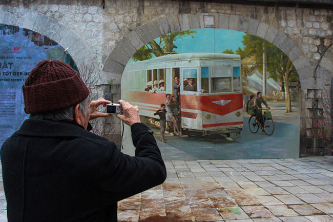 chang can di dau xa, giua ha noi cung co dia chi song ao tuyet dep dip tet nay hinh anh 5