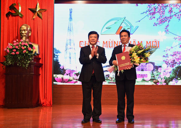 Công tác nhân sự ở Hà Nội, Hậu Giang, Hòa Bình, Lâm Đồng, Lào Cai 