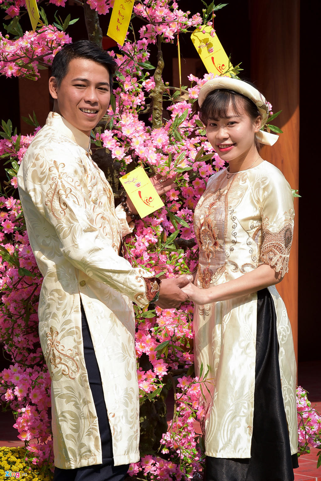 Phai dep Sai Gon no nuc dien ao dai ngay can Tet hinh anh 10