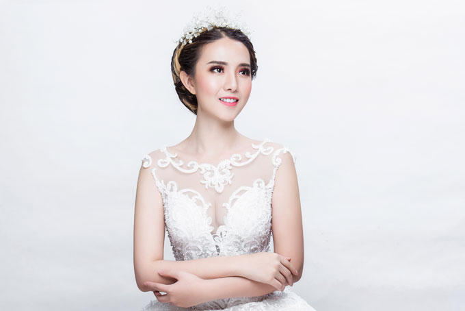 Bộ ảnh do chuyên gia trang điểm Mai Mak, người mẫu Mitu và photo Fynz hỗ trợ thực hiện.