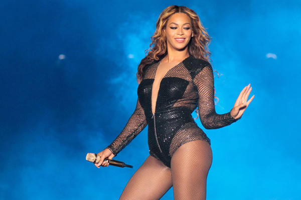 Mỹ Trái ngược với tiêu chuẩn vẻ đẹp thanh mảnh, nhỏ nhắn của người châu Á, phụ nữ Mỹ