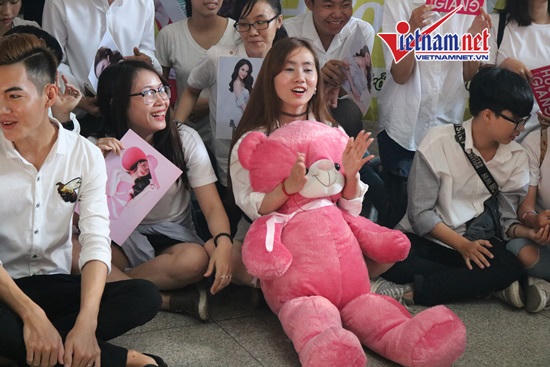 Hương Giang Idol,Hoa hậu chuyển giới