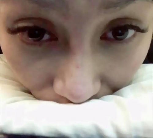 Siêu mẫu Võ Hoàng Yến gửi khẩn cầu lên công an vì bị một Á khôi đe dọa?