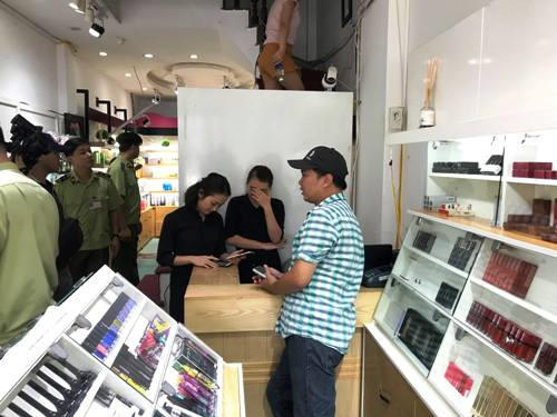 Hàng loạt mỹ phẩm L’Oreal giả bị thu giữ