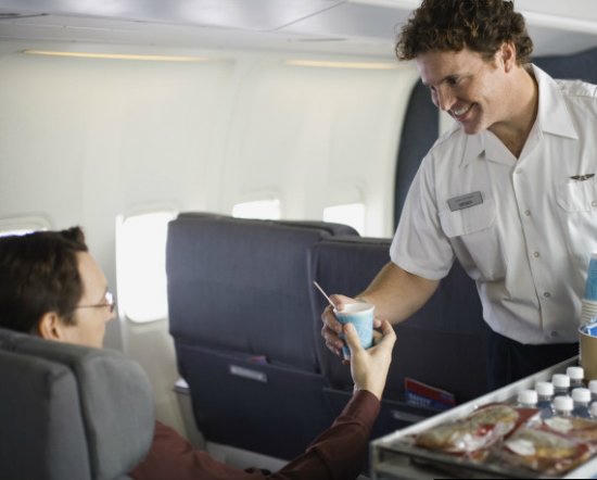 Sự thật trên máy bay khiến nhiều người giật mình