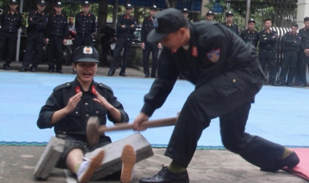 Nữ đặc nhiệm Nghệ An: Những bông hồng thép