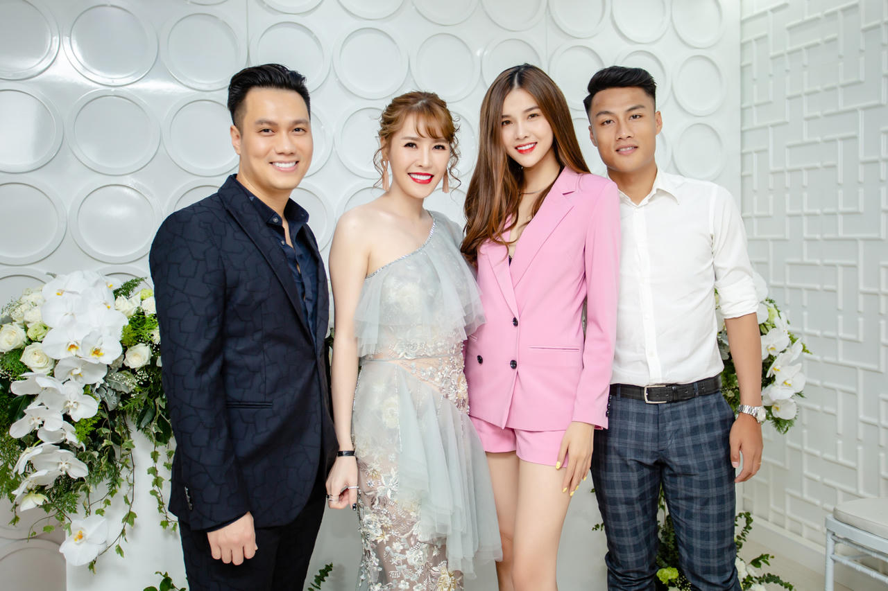 Cặp đôi Kỳ Hân - Mạc Hồng Quân