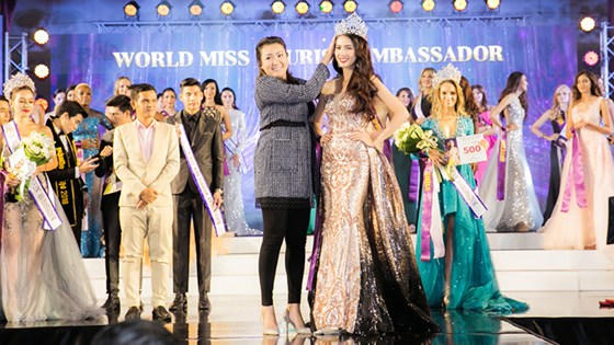 Phan Thị Mơ đăng quang Hoa hậu Đại sứ Du lịch Thế giới 2018 ảnh 2