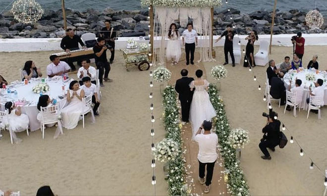 Toàn cảnh lễ đính hôn chóng vánh của Nhã Phương, Trường Giang - Ảnh 3. Toàn cảnh lễ đính hôn chóng vánh của Nhã Phương, Trường Giang - Ảnh 3.