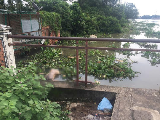 Nam thanh niên tử vong trong tình trạng lõa thể - Ảnh 2.