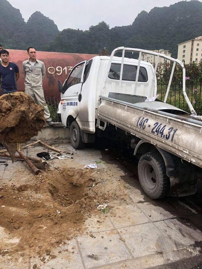 Container mất lái đâm liên hoàn nhiều người thương vong - ảnh 5