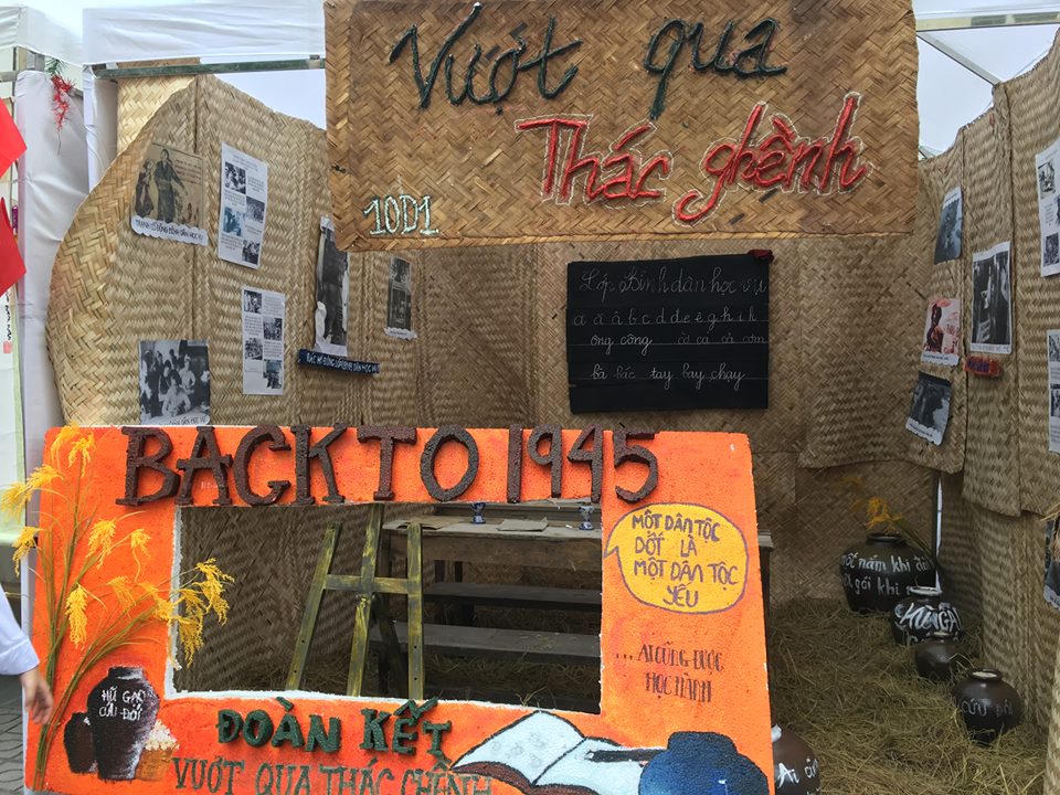 Tái hiện cuộc đời Chủ tịch Hồ Chí Minh trong hội trại của học sinh trường Nguyễn Tất Thành