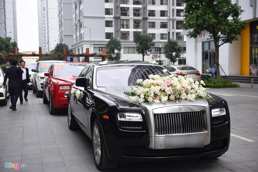 Dan xe sang, phu dau xinh dep trong le ruoc dau a hau Thanh Tu hinh anh 4