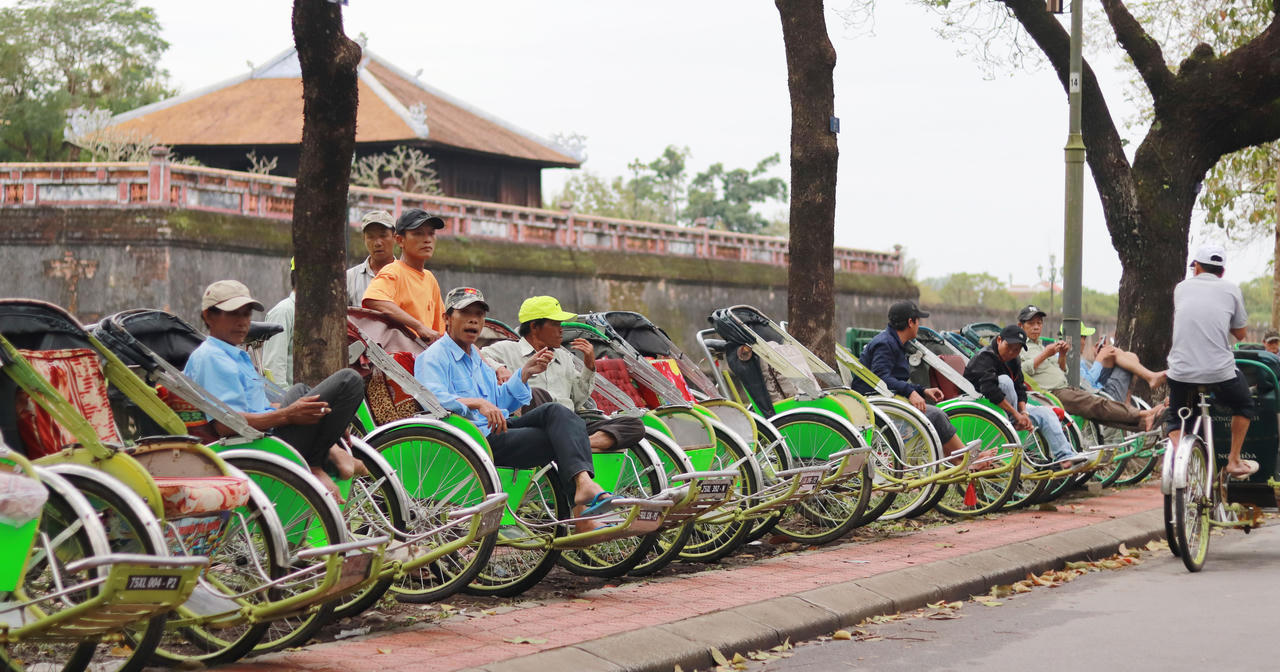 Những chuyến xe chở một góc hồn xứ Huế