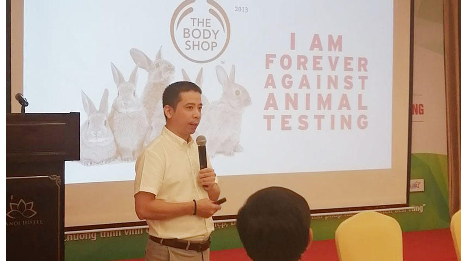 “Đạo đức kinh doanh: Nền tảng để doanh  nghiệp phát triển bền vững”