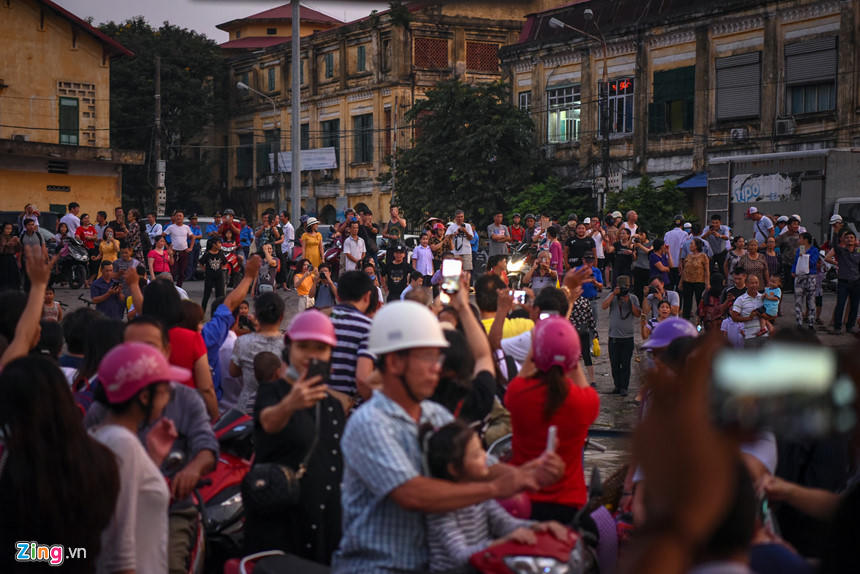 Người Hải Phòng lưu luyến khi bến phà Bính dừng hoạt động