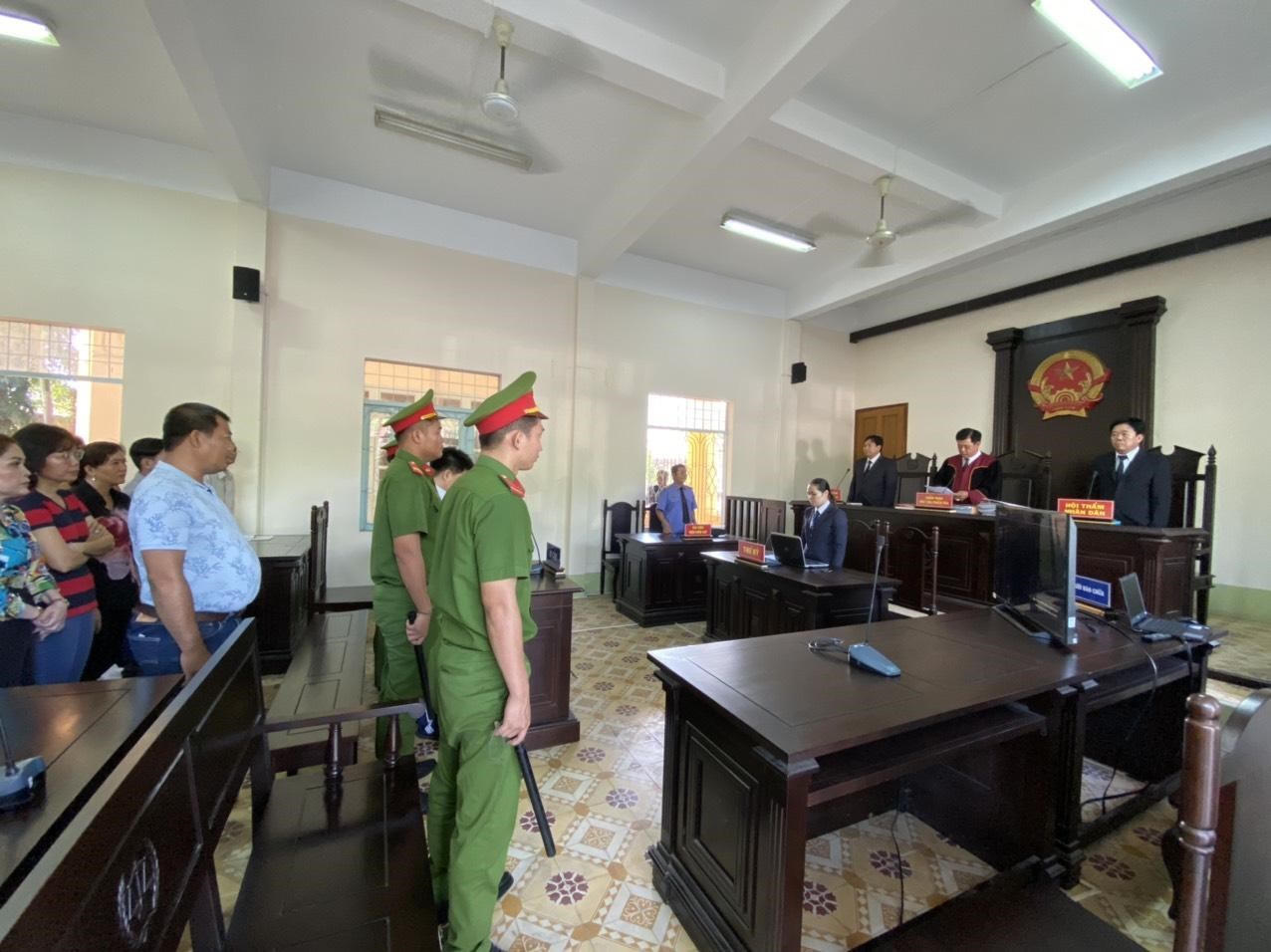 Xét xử tài xế gây tai nạn khiến 29 người thương vong ở Bến Lức 