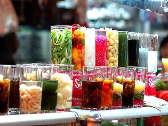  Phẩm màu hóa học được sử dụng trong nhiều món thức ăn. 